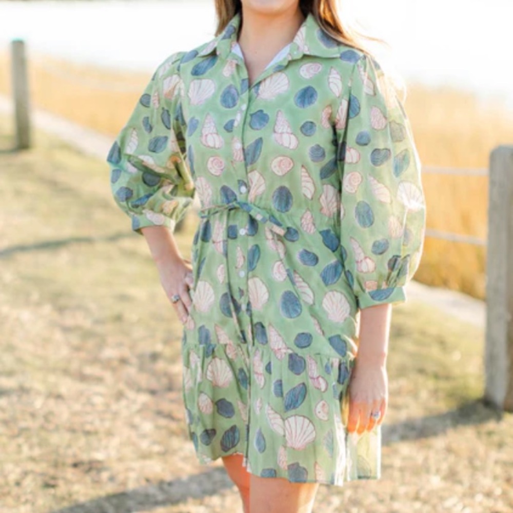 Victoria Dunn flutter style mini, NWT, size Large